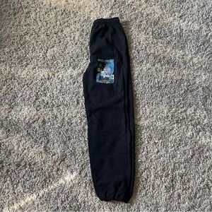 BOYS LIE SIZE MEDIUM sweatpants